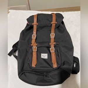 Hershel black backpack